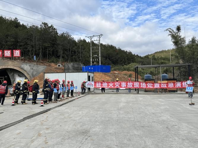 云龙区：交通枢纽下的防疫承压与破局