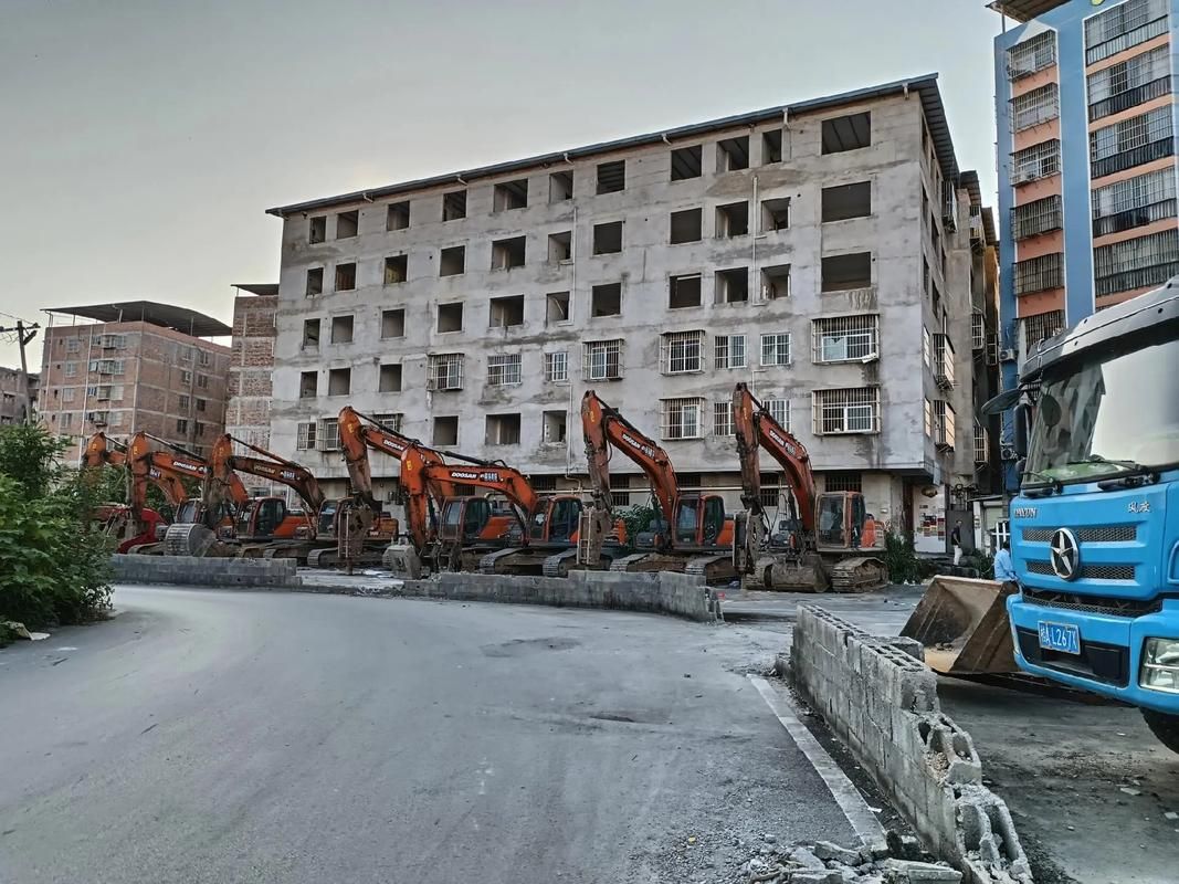 洛龙区疫情观察：交通枢纽与城中村结构下的防控挑战