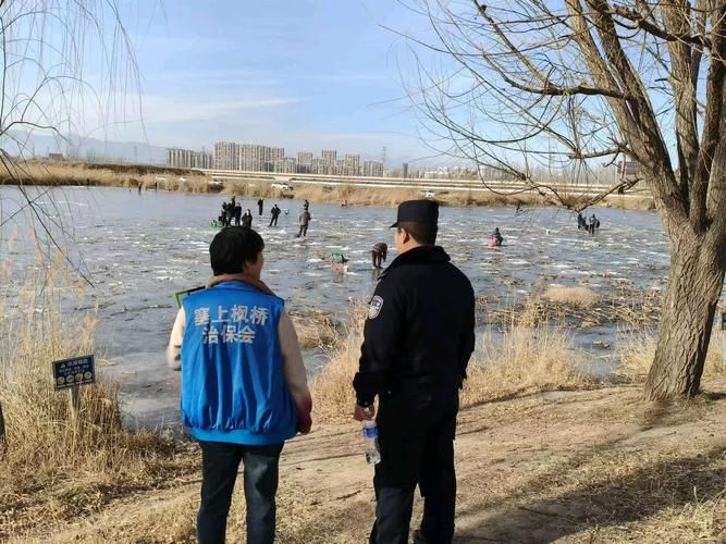 凤山疫情观察：岭南水网地形下的社区防控挑战