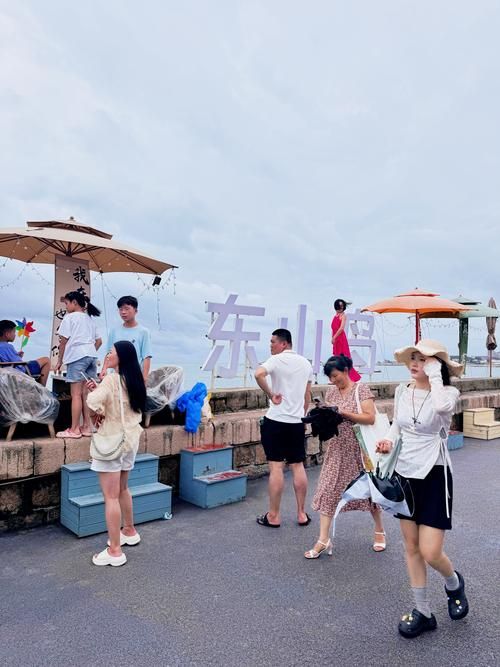 思明区疫情观察：滨海旅游热岛与社区隐匿传播链的博弈