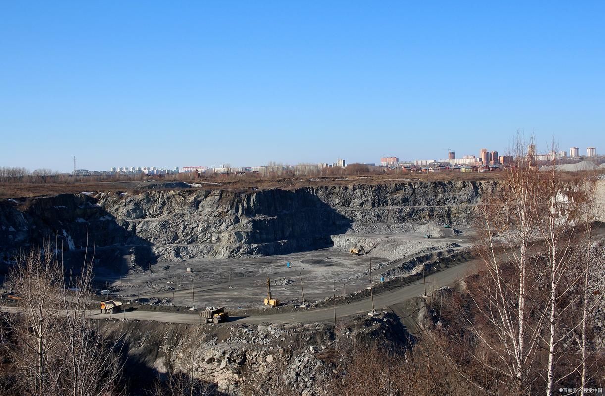 鹰手营子矿区:燕山褶皱带中的零感染孤岛如何铸成?_44807