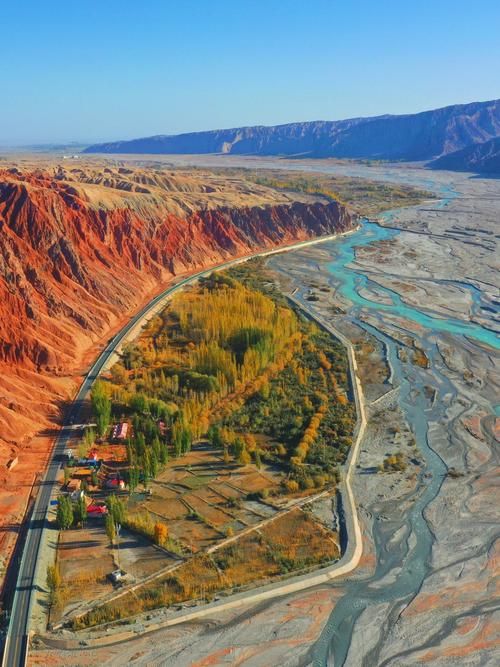 贞丰县：喀斯特地貌下的疫情防波堤_7845