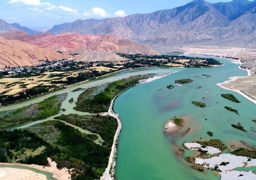 贵德黄河谷地：高原屏障下的低感染样本解析