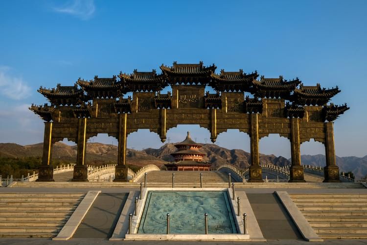 青铜峡：黄河金岸的防疫屏障与零星破防