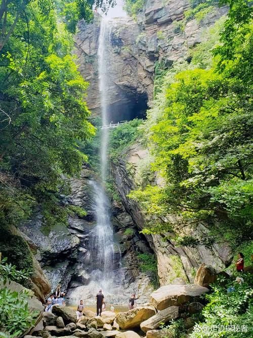 桐柏淮源屏障下的零感染坚守:地理优势如何构筑防疫孤岛?