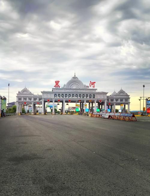 【黑河：边境口岸城市的疫情防线与破防时刻】