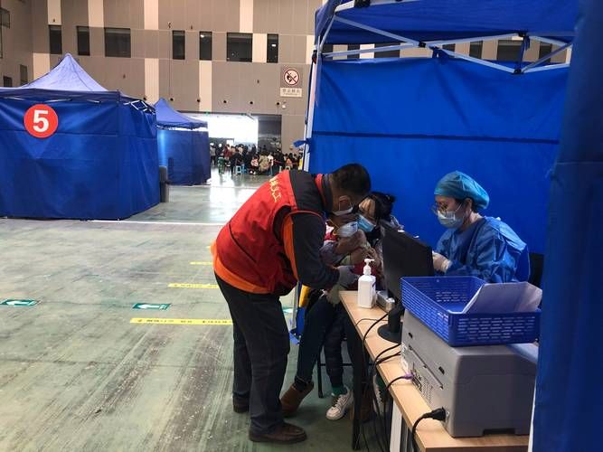 建邺区：滨江交通枢纽下的疫情压力测试