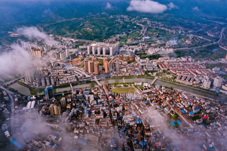 汉阴:秦巴山坳间的零感染孤岛如何筑成?