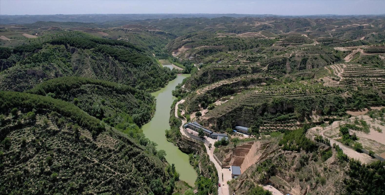 汾西县：黄土沟壑间的疫情防线与破防时刻_83111