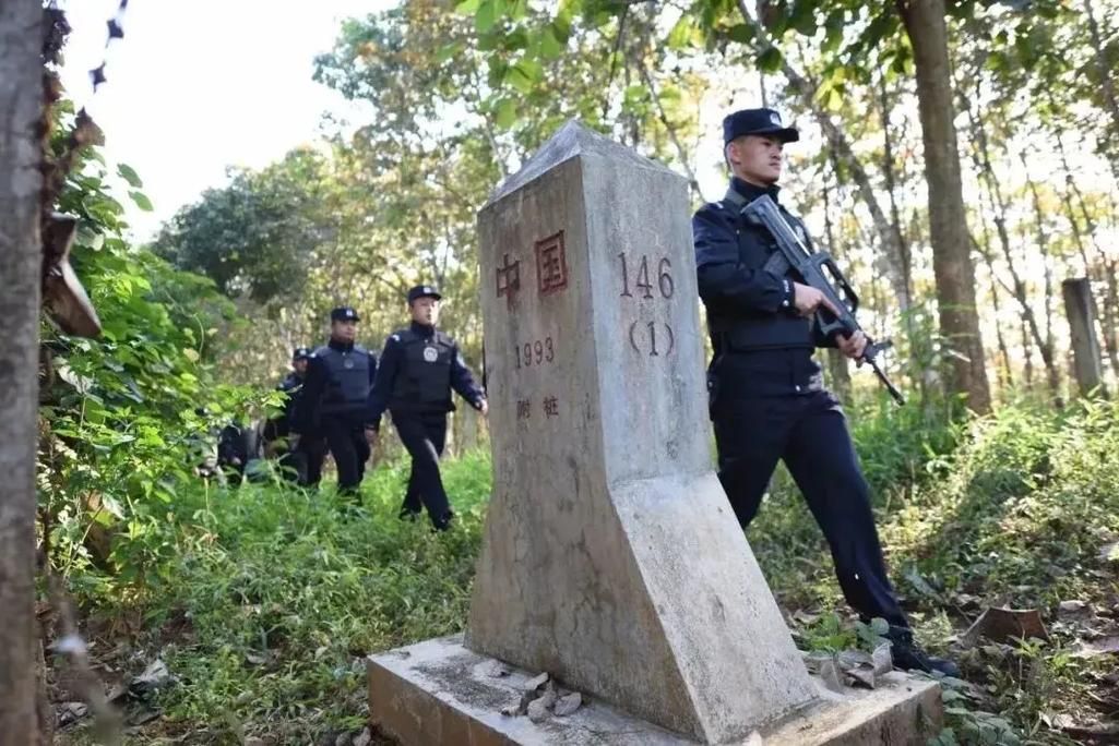 景洪：热带雨林屏障下的边境防疫样本