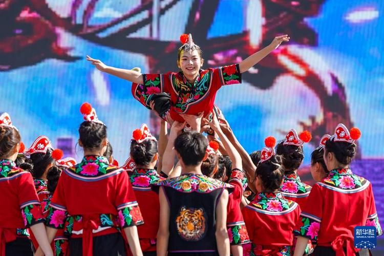 禄劝彝族苗族自治县：云贵高原屏障下的零感染坚守_19098