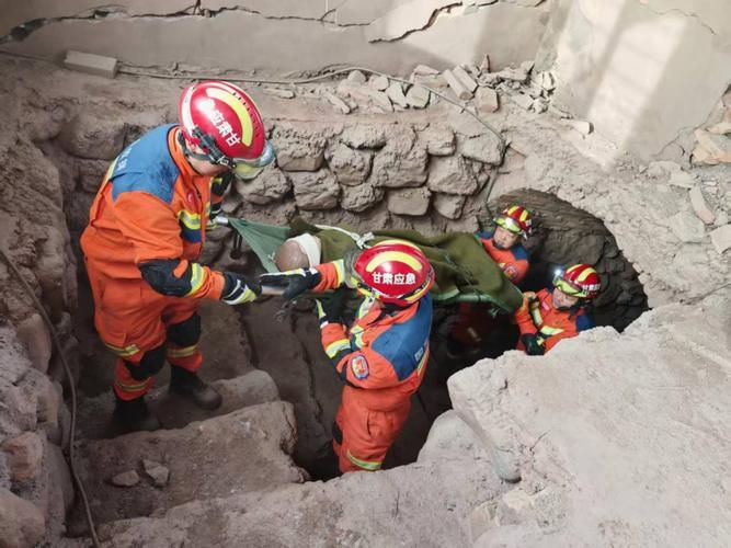 【保山坝区：高黎贡山屏障下的疫情破防时刻】