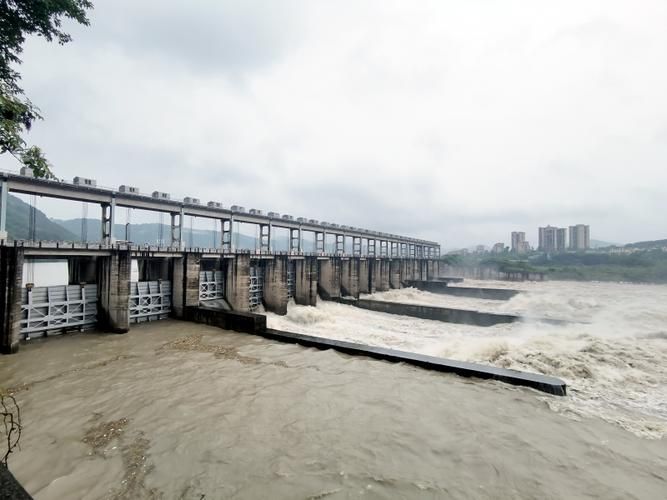 遂宁疫情观察：涪江流域交通枢纽的防控压力测试