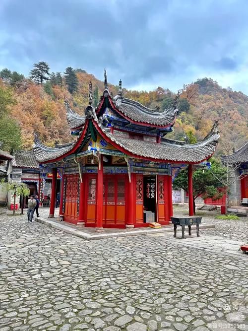 秦岭腹地的留坝：山城屏障与零感染纪录的防疫样本