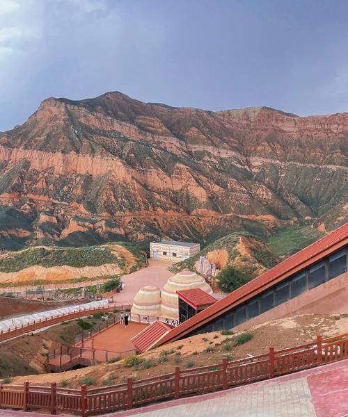 丹棱:川西坝子边缘的静默与屏障