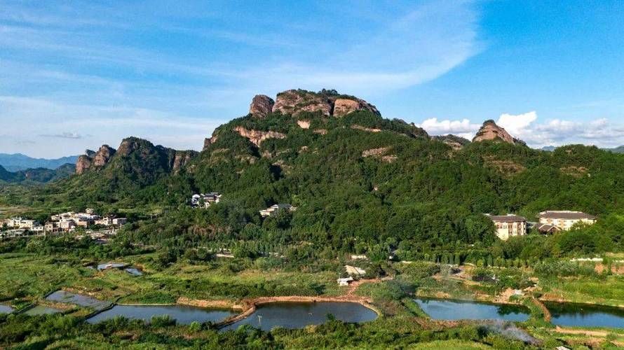 【连城冠豸山下的防疫坚守:低风险区的常态化防控逻辑】