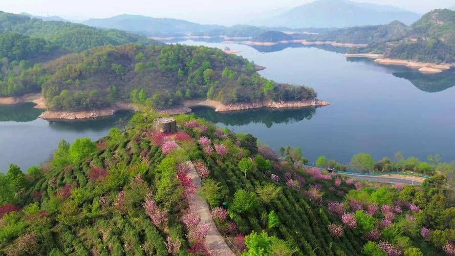 新县疫情观察：大别山腹地的防控挑战与地理屏障