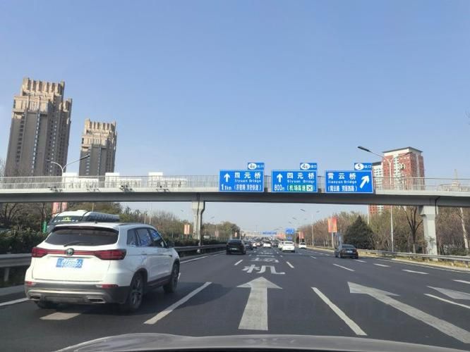 朝阳市区：辽西走廊交通枢纽下的疫情破防与围堵_67647