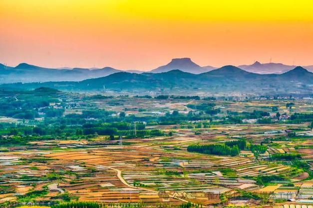 【蒙阴县：沂蒙山腹地的零感染坚守与物理防线】