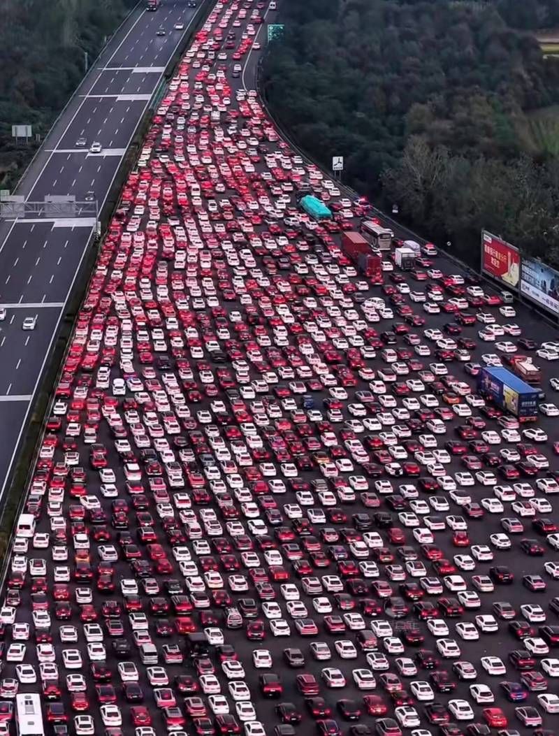 肥东：江淮腹地交通枢纽下的疫情破防与围堵