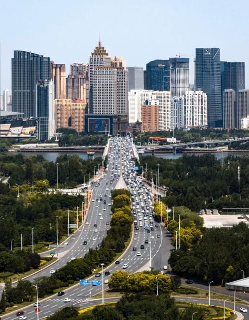 辽宁灯塔：辽中平原交通枢纽的疫情破防与精准围堵