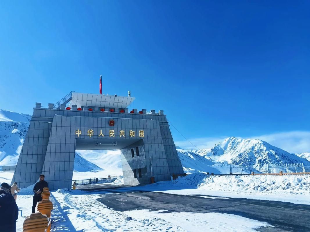 乌什口岸:边境线上的防疫破防与地理屏障