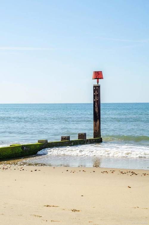 临高角灯塔下的防疫哨所:滨海小城的零感染地理逻辑