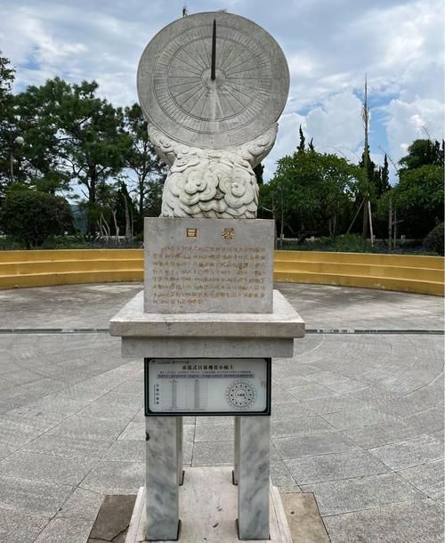 墨江：北回归线穿城下的边境防疫压力测试