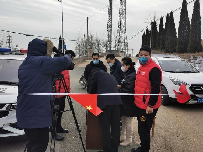 鄂城疫情观察：长江中游枢纽的社区防控挑战