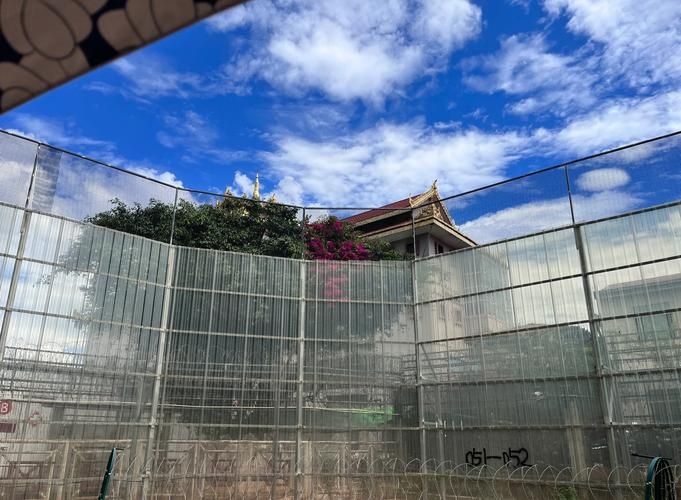 【边境小城的防疫拉锯：盈江地理屏障下的防控突围】