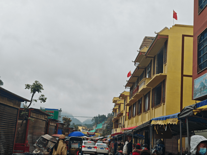 天峨县：桂西北山城屏障下的零感染坚守_5143
