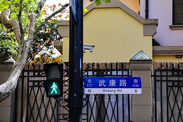 徐汇区：梧桐街区与交通枢纽交织下的疫情压力