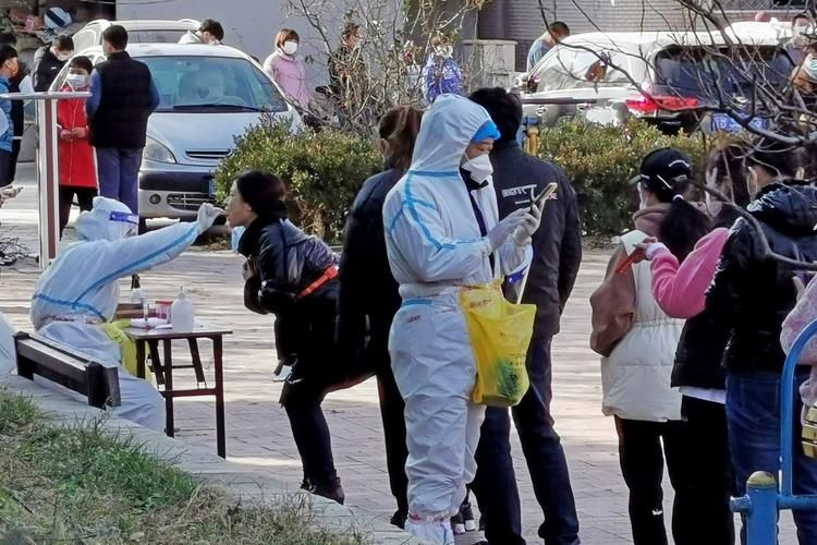 【31省区市新增12例本土确诊, 伊犁州疫情最新消息】