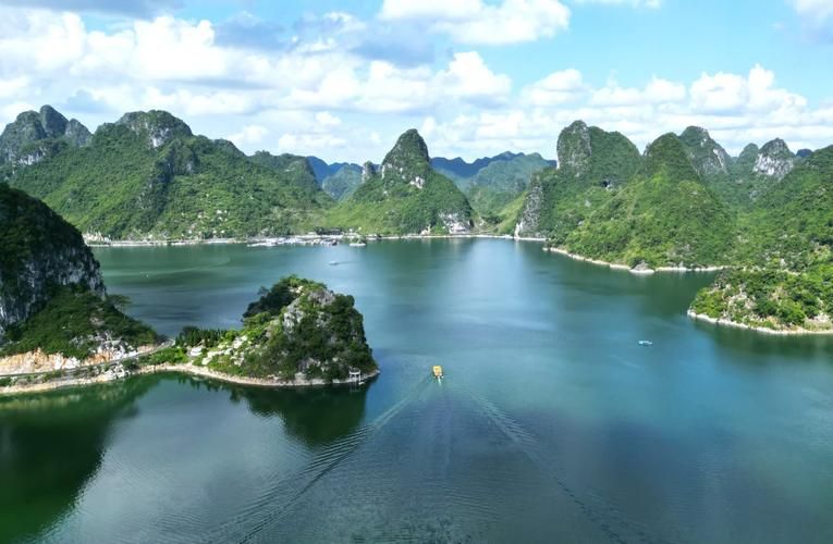 上林：喀斯特地貌下的疫情防波堤