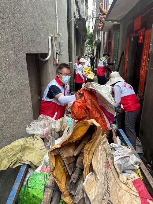 青山湖区：城中村网格与交通枢纽下的疫情阻击战