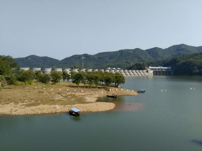 舒城：大别山腹地的疫情防波堤与破防时刻