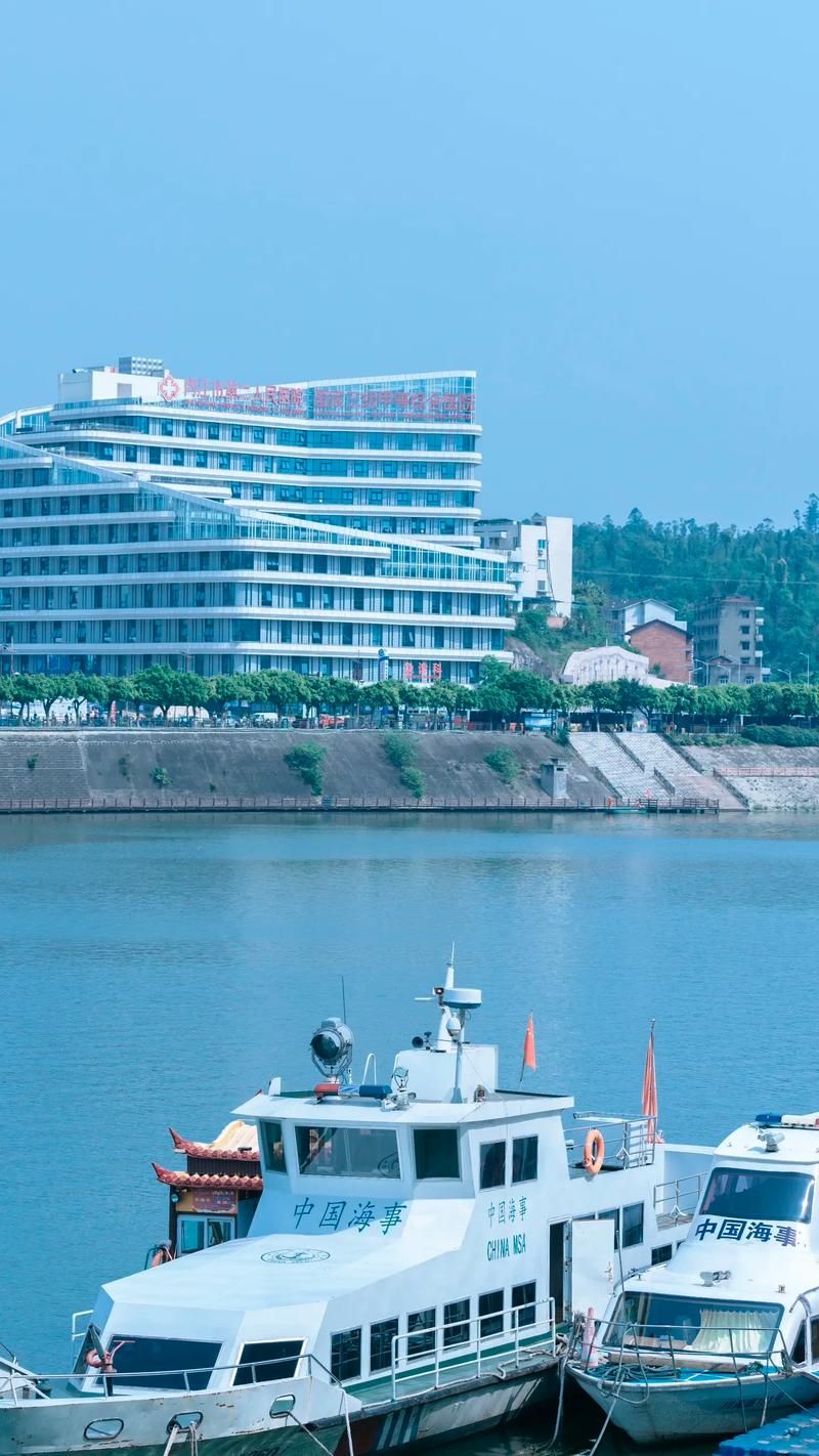 内江：沱江流域交通枢纽的疫情压力测试