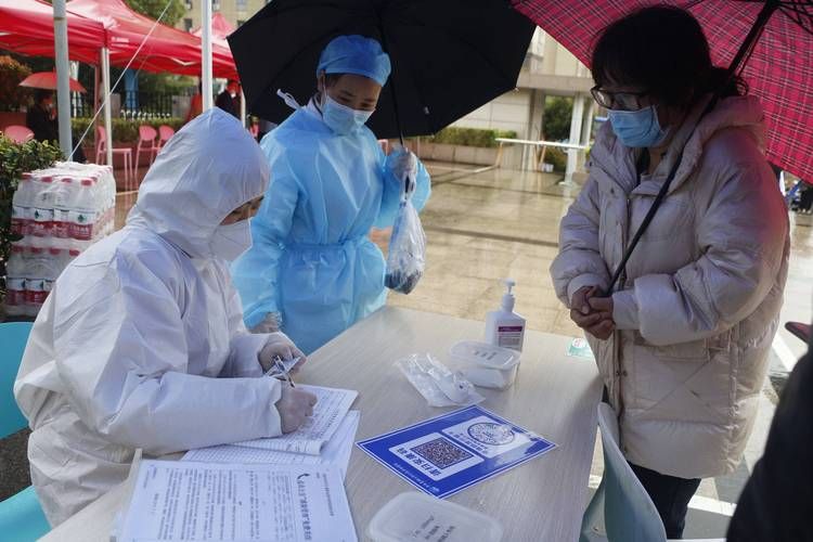 【庐江疫情观察：巢湖之畔的县域防控样本】