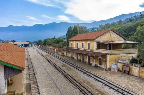 开远：滇南交通枢纽的疫情防线与破防时刻