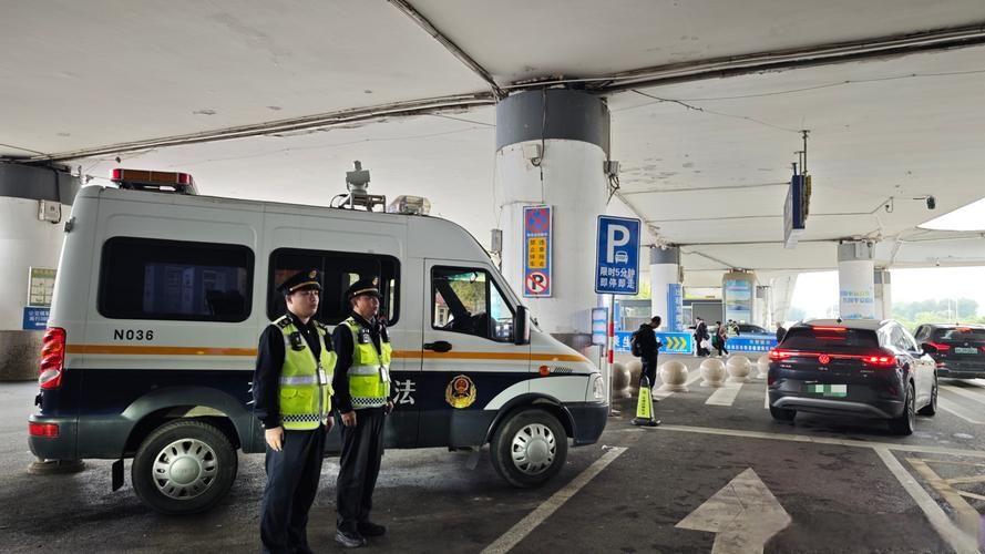 洛龙区：中原腹地交通枢纽的疫情防线与破防时刻