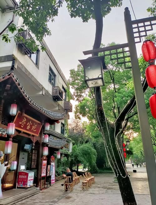 绍兴：水乡古城的防疫韧性——从社区传播到精准清零的防控实践