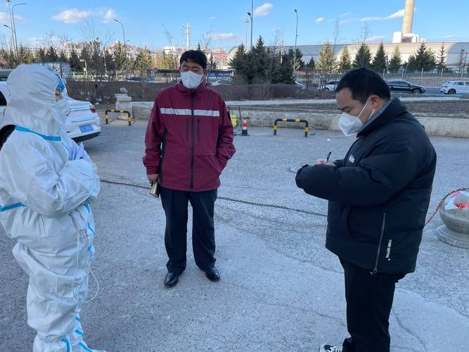 米东区：交通枢纽下的防疫压力与精准流调