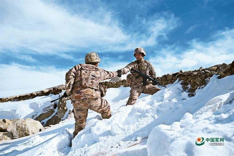 西藏萨嘎：高原地理屏障下的零感染坚守