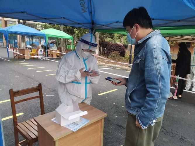 鄞州疫情破防：港口枢纽下的防控压力测试