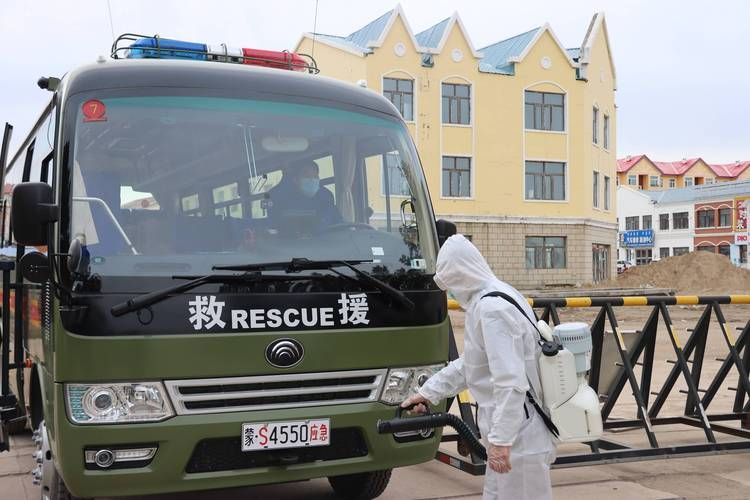 高原屏障下的零感染坚守：类乌齐县的地理防疫样本