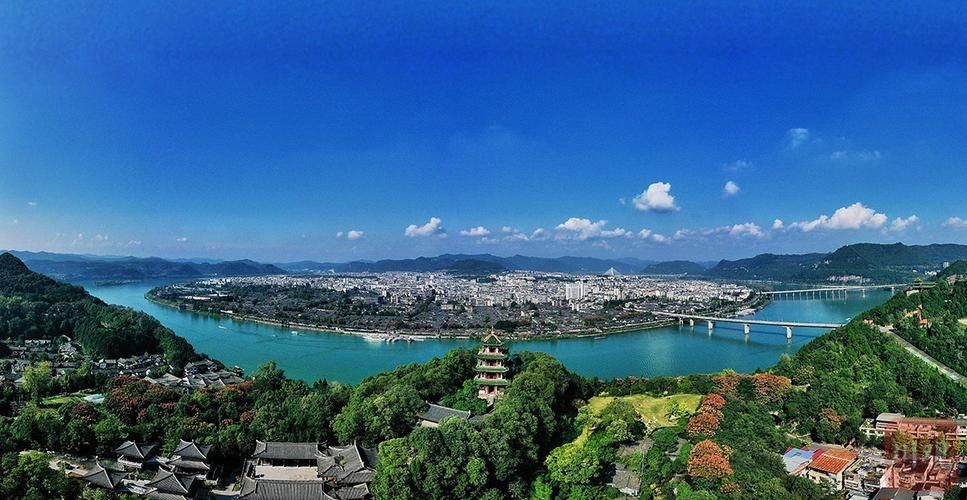 古城阆中：嘉陵江畔的零感染坚守与地理屏障_59609