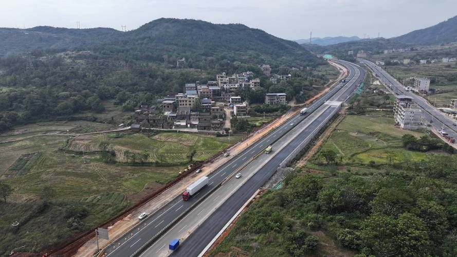 宜州：桂中交通枢纽的疫情防线与破防时刻