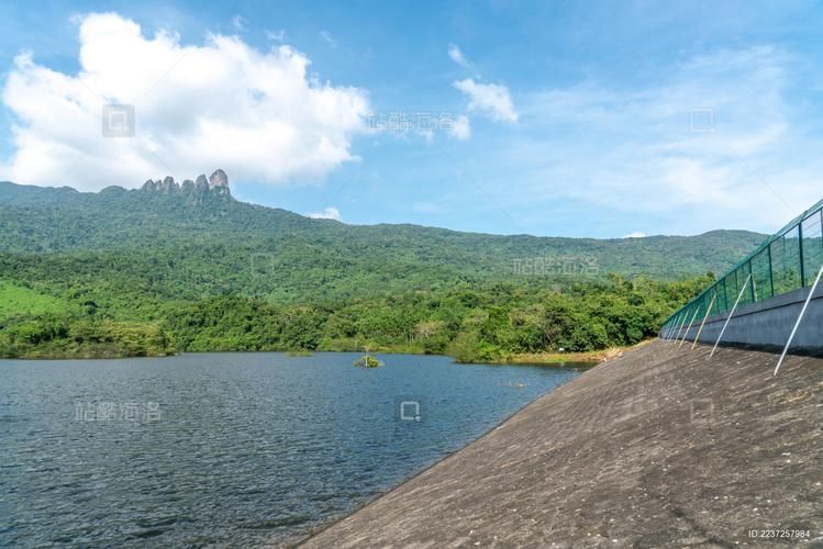 保亭：热带雨林屏障下的零感染坚守_40396