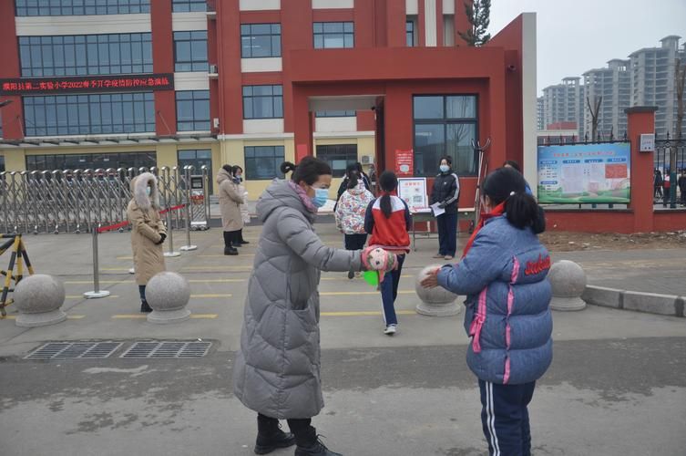 【濮阳疫情观察：中原腹地交通枢纽的防控压力测试】