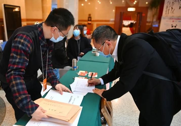 奉化：滨海港城防疫压力与交通枢纽的精准布防